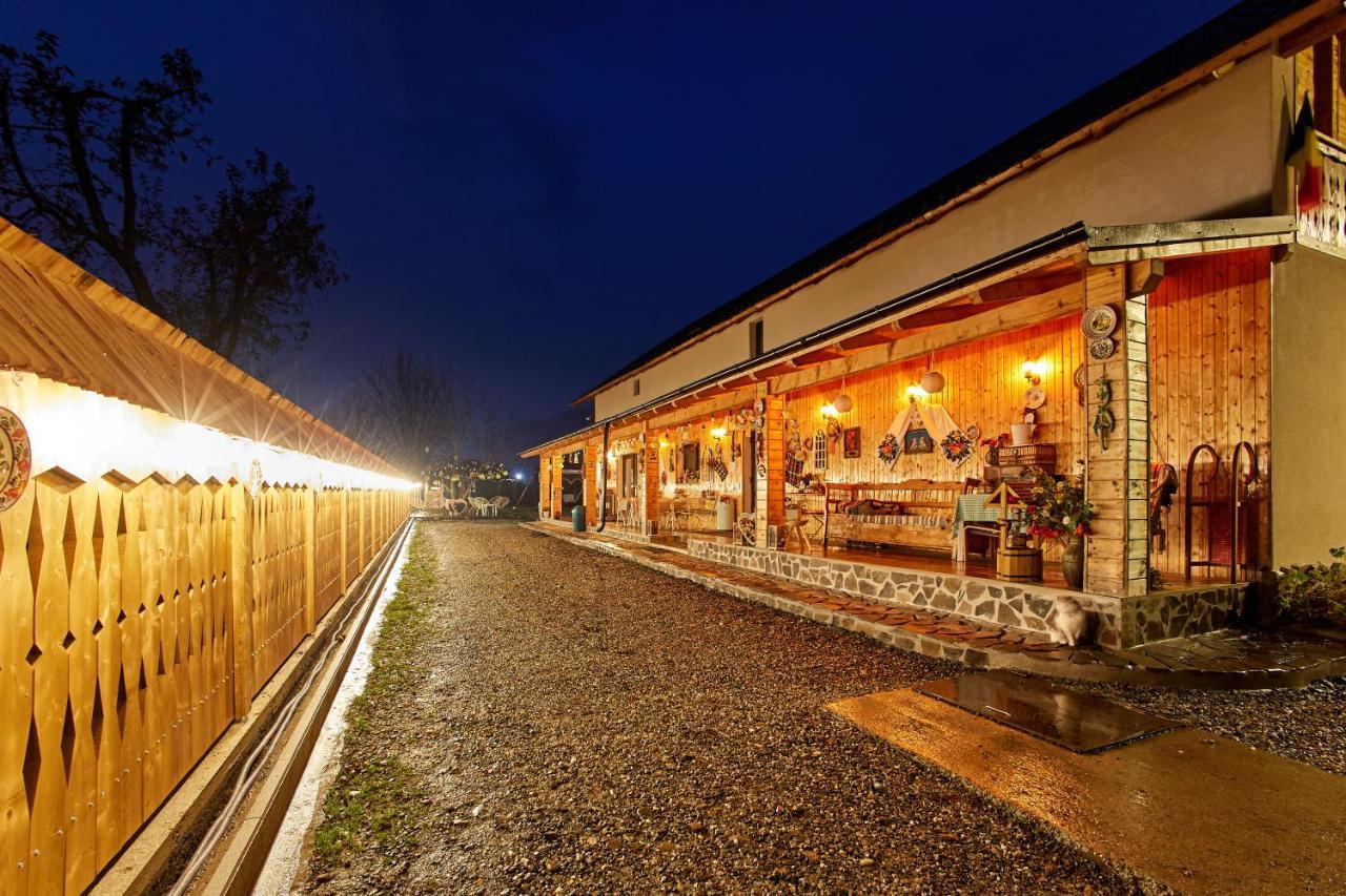 Gradina Lu' Ion "A Home Away From Home" (Adults Only) Vişeu de Sus Extérieur photo